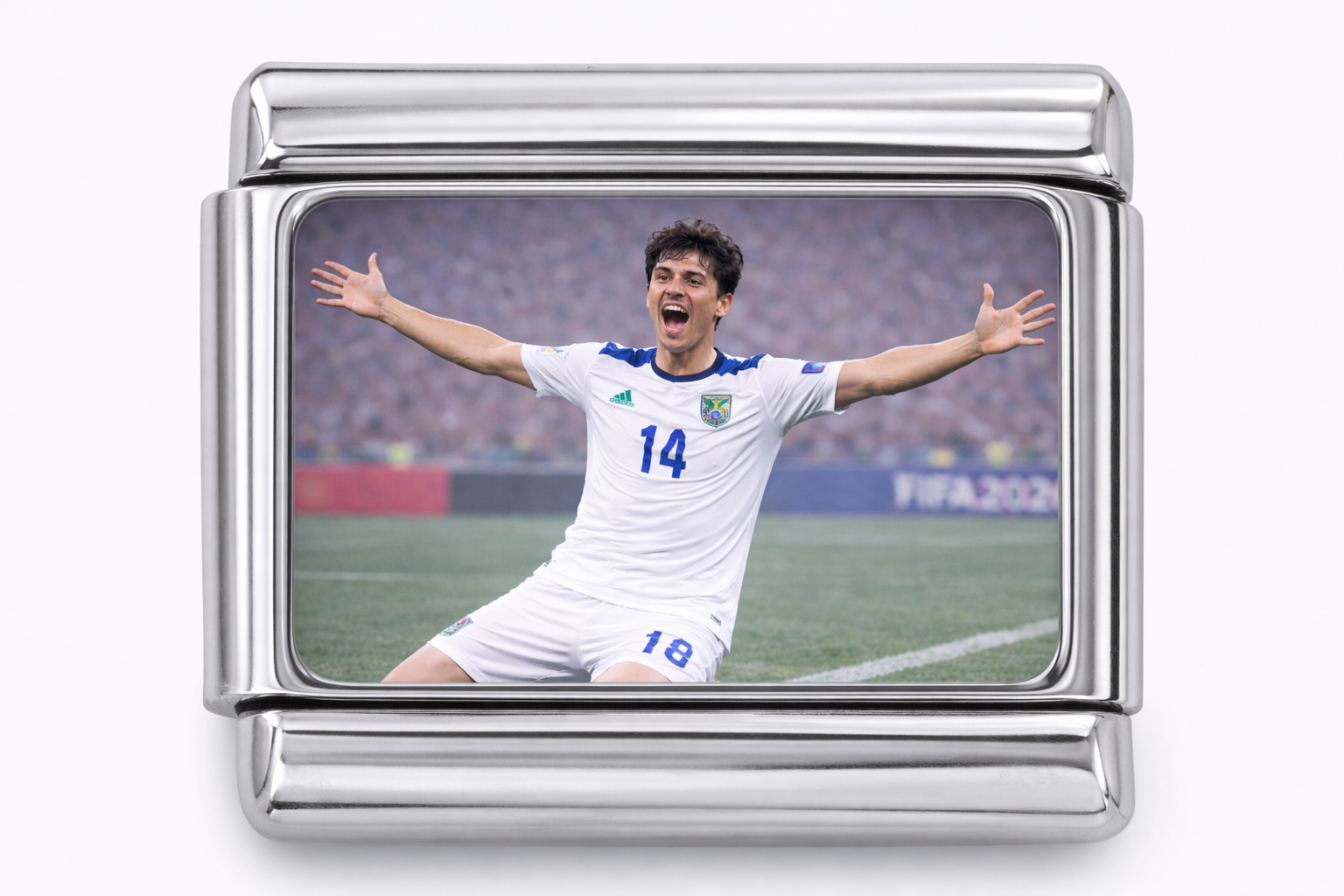 WC 2026 Uzbekistan Eldor Shomurodov- Silver & Gold