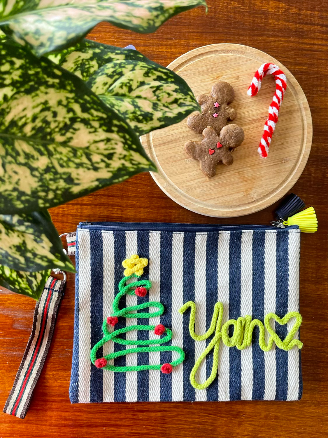 Personalised pouch - vertical stripes