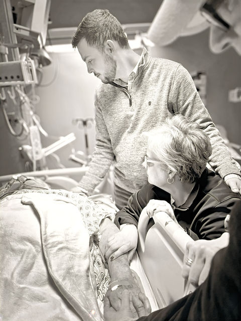 memorial photography, Legacy photography, farewell photography, bedside photography, end of life