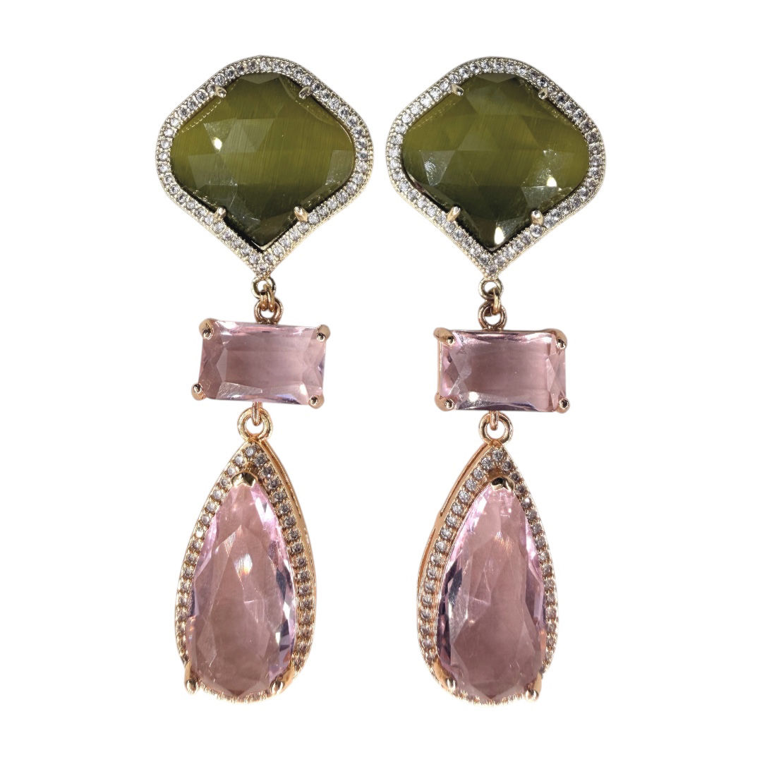 Aretes de cristales con piedra natural .