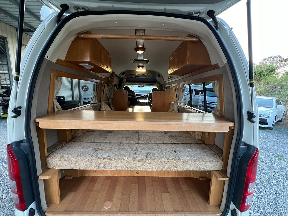 Thumbnail: 2011 Toyota Hiace Campervan 2.7i 4WD Auto