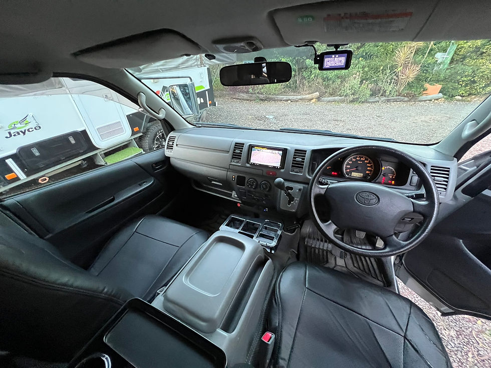 Thumbnail: 2005 Toyota Hiace KDH200 Campervan 2.5DT Auto