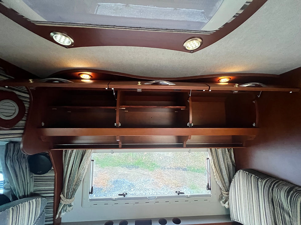 Thumbnail: 2008 Toyota Coaster Border 60 RV – 2WD – 4.0DT – 6-Speed Auto – 147,274 km