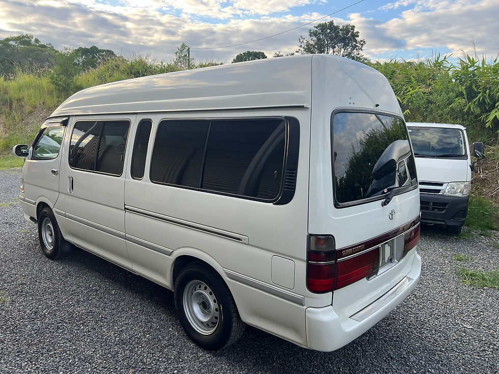 Thumbnail: 2003 Toyota Super Custom Camper 3.0DT Auto