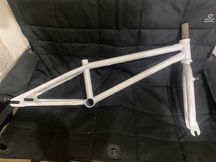 PANTERA Frame&Fork kit 入荷!