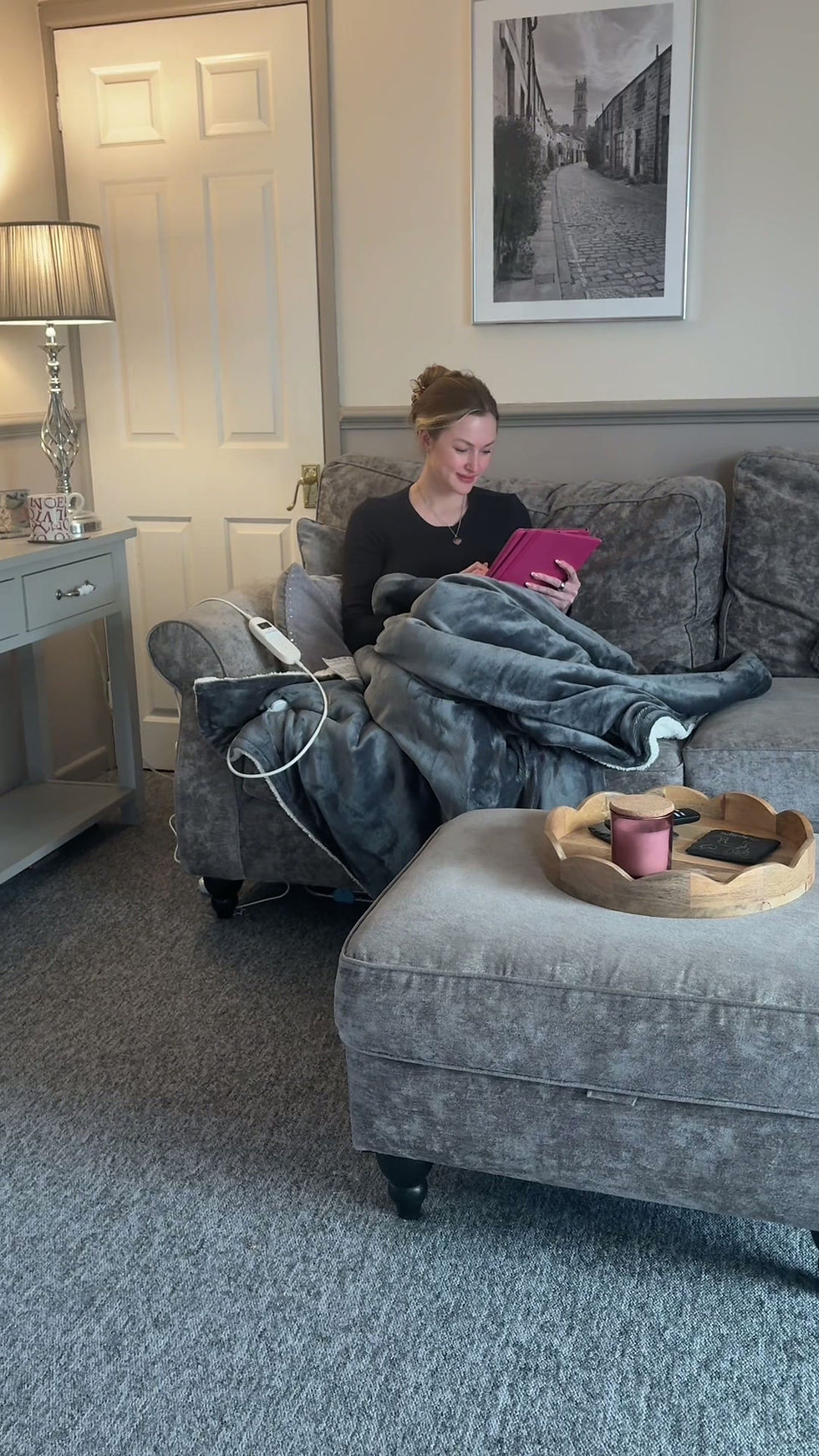 Thumbnail: VELORA Premium Large Ultra Soft Heated Throw 180x130cm