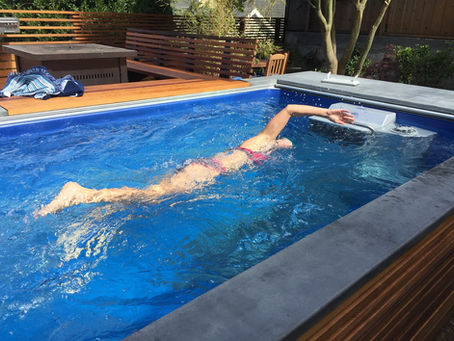 swimming on endless pool