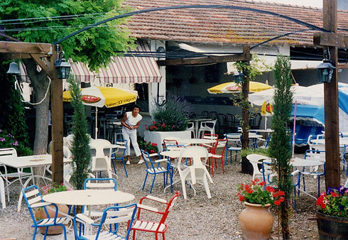 Restau 1986.jpg