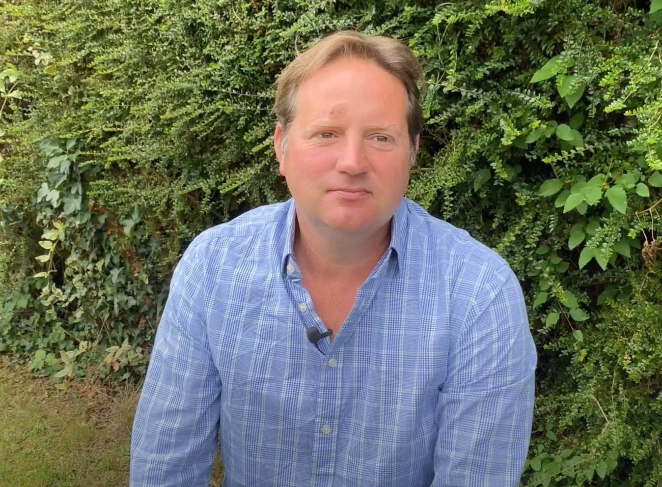 Writer: Frog Orr-Ewing