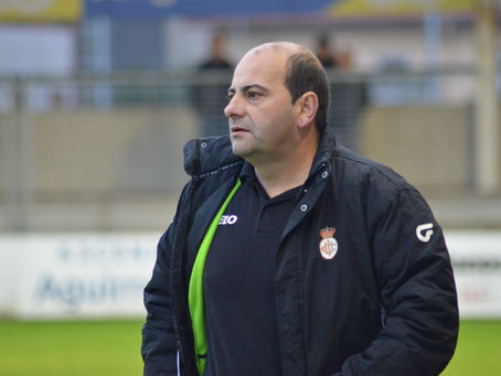 Alberto Iturralde destituido como entrenador del primer equipo