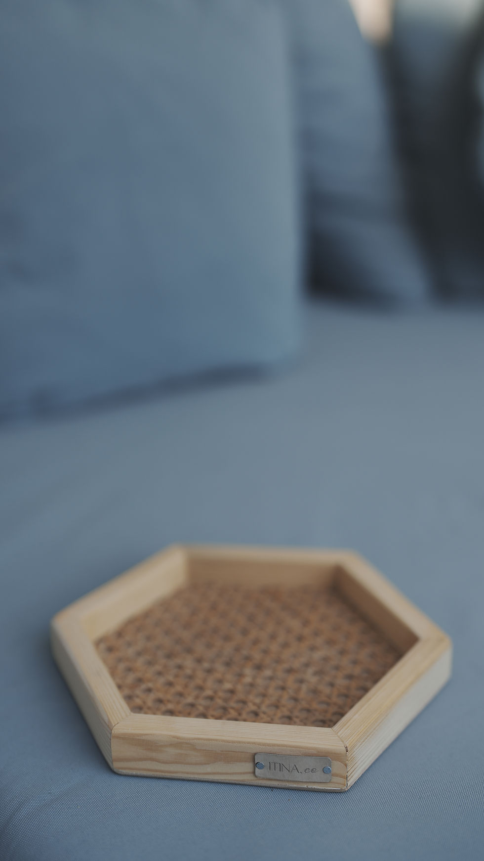 Küçük resim: Altıgen Dekoratif Rattan Tepsi