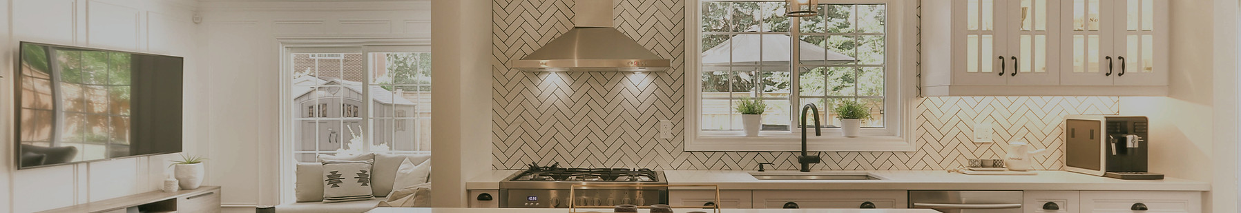 Modern Clean Kitchen