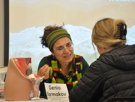 Genia Barmakov explains pelvic floor