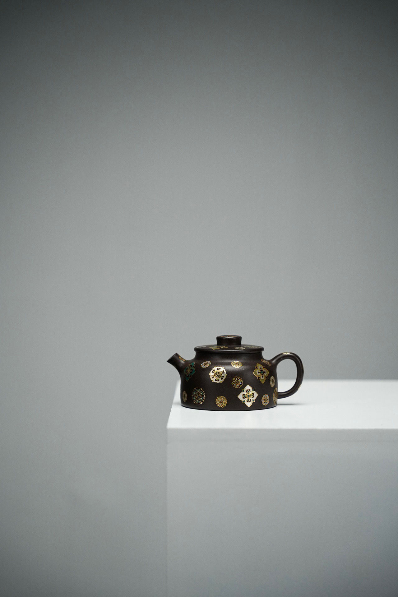 Lucky Gold · Enamel & Gold-Silver Painted Teapot