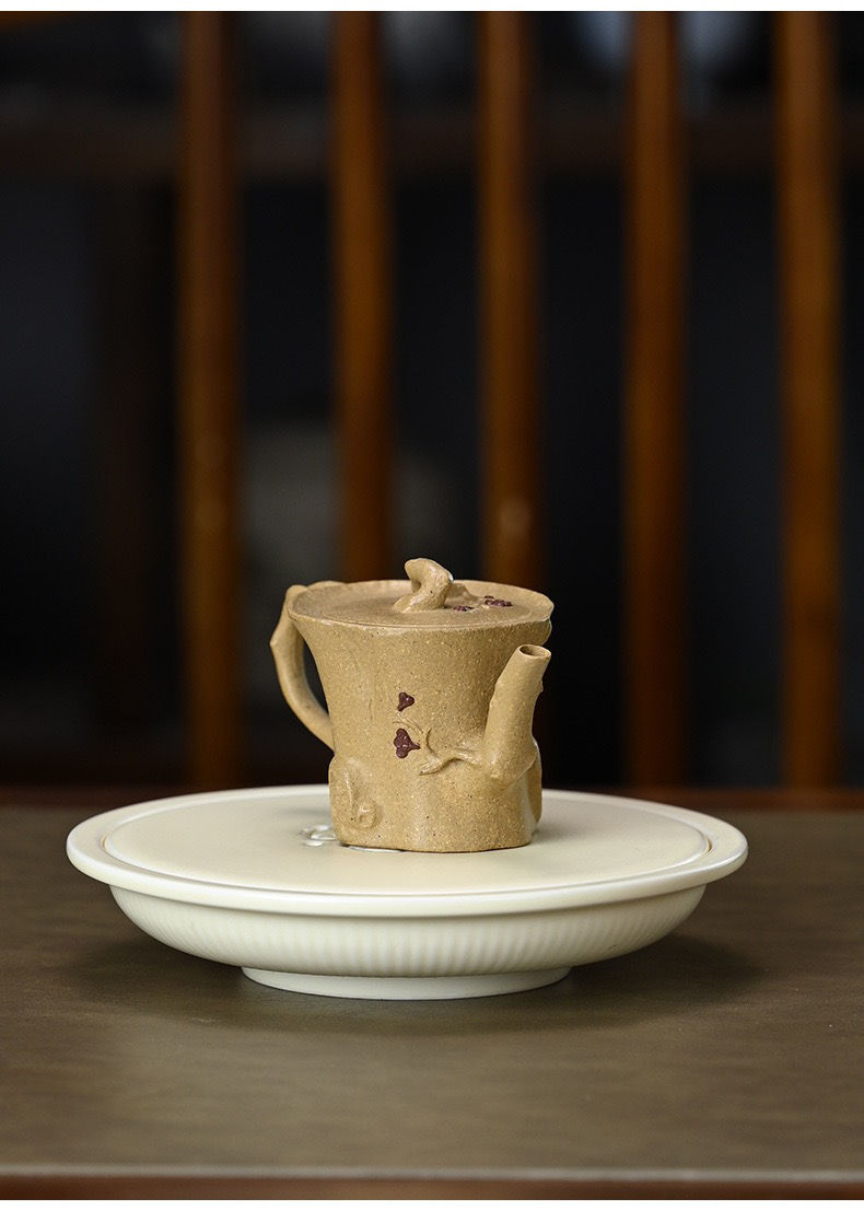 縮圖：Plum Blossom Tree Stump Teapot