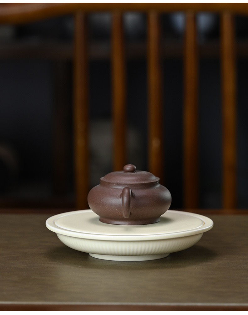 縮圖：Bian Ying Teapot