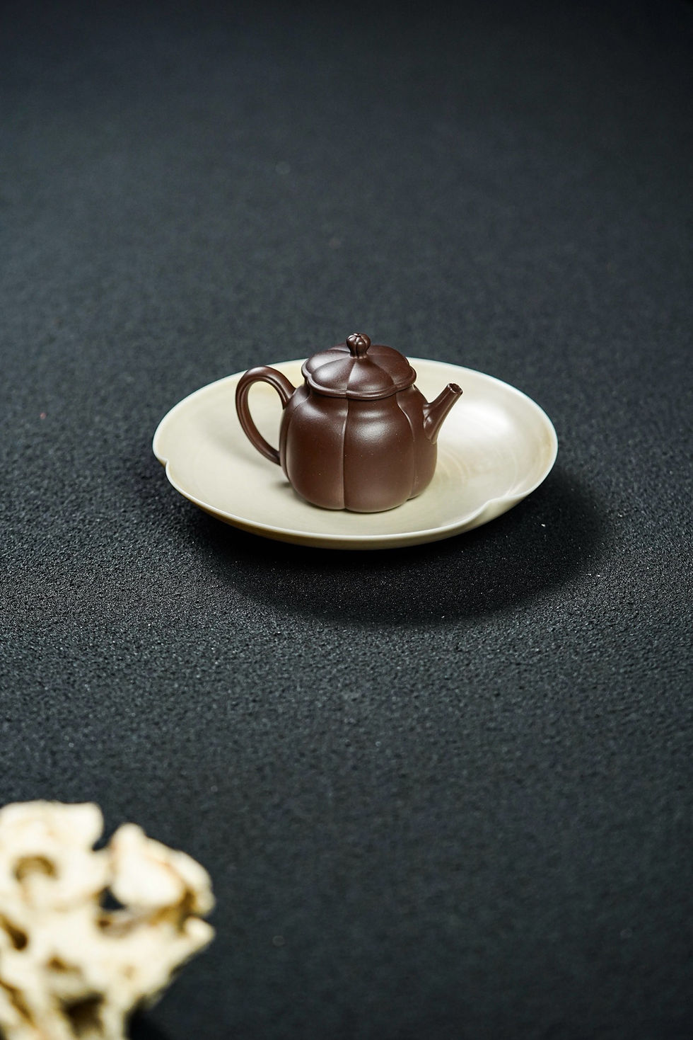 縮圖：Rutang Ribbed Teapot