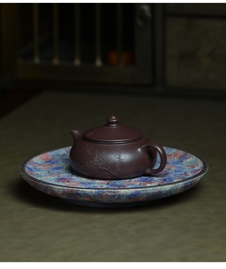 縮圖：Lotus in Winter River Teapot