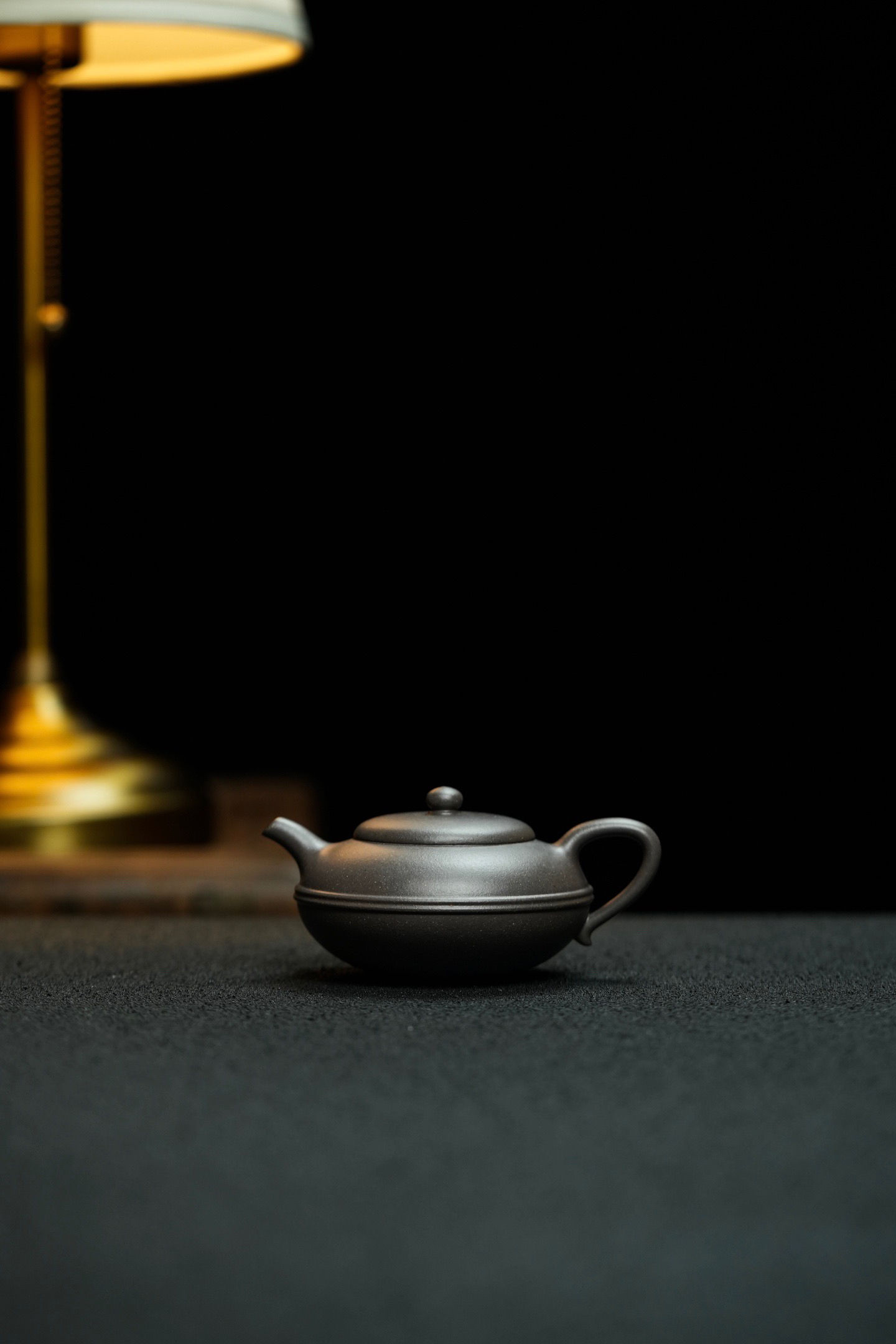 Shu He Classic Line Round Teapot