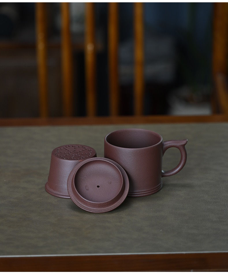 Thumbnail: Flying Swan Gaiwan Cup with Built-In Strainer