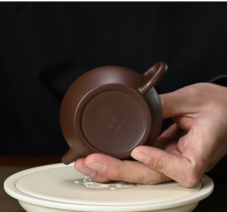縮圖：Ao Xue Xun Mei Teapot