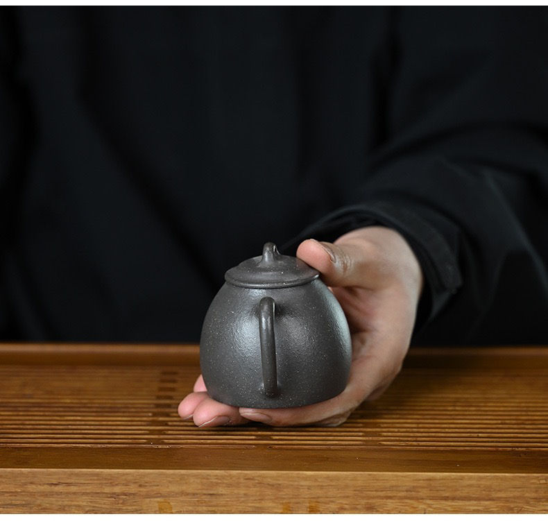 縮圖：Gu Quan Mu Gu Teapot