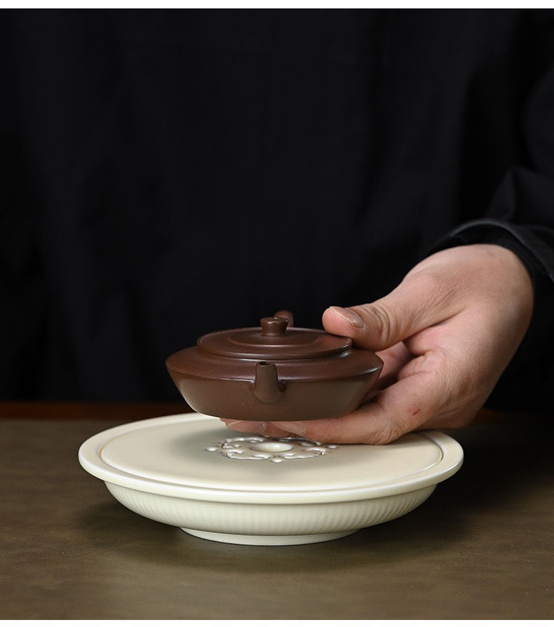 縮圖：Flat-Belly Wide-Mouth Teapot