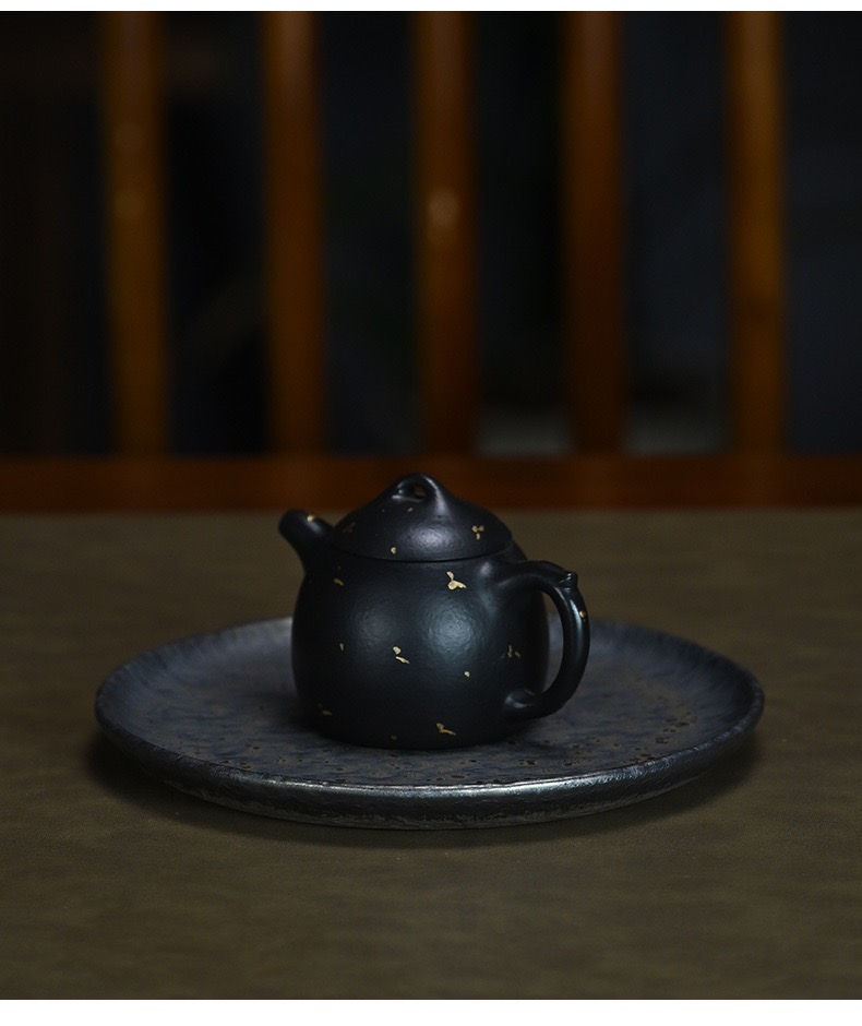 Thumbnail: Xiao Qin Quan Teapot