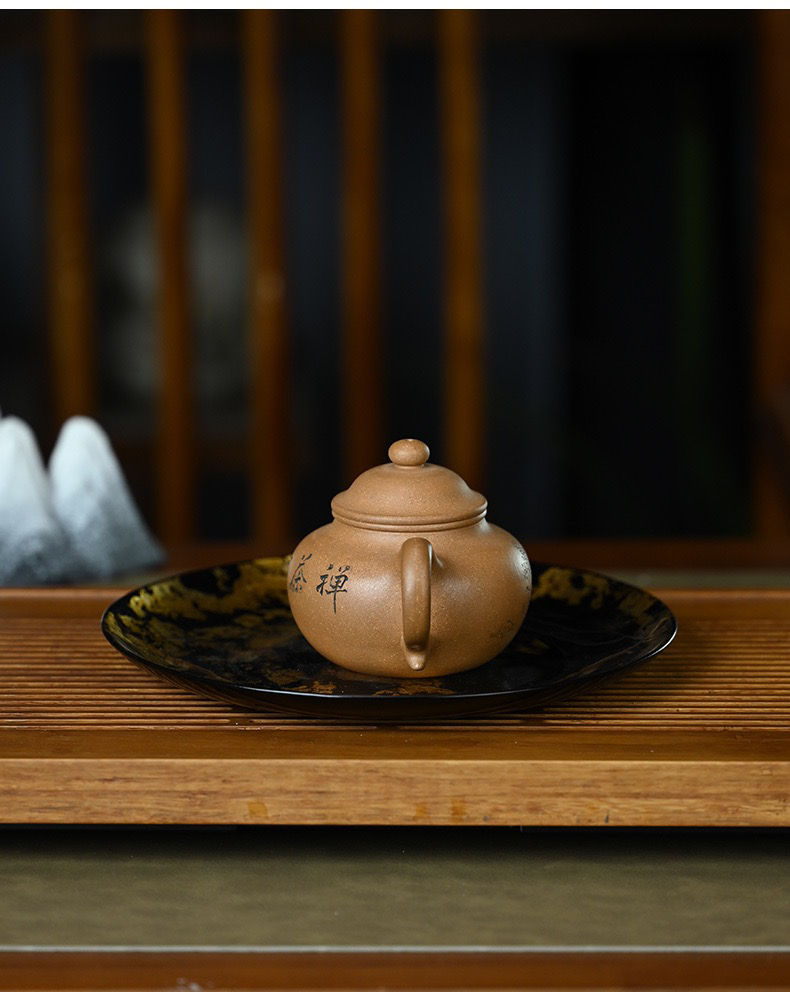 縮圖：Zen Lotus Seed Teapot