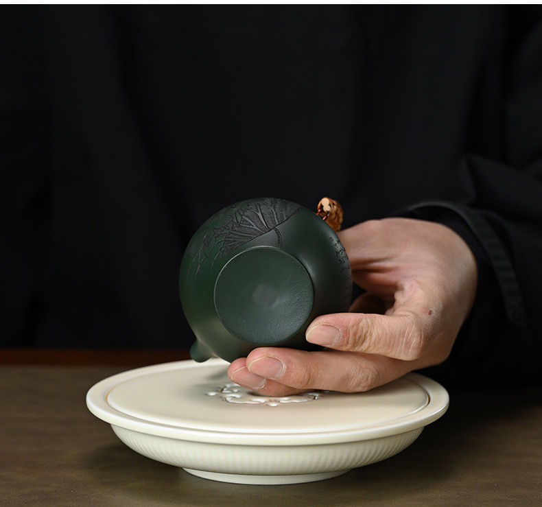 Thumbnail: Wen Yun Overhead Handle Teapot
