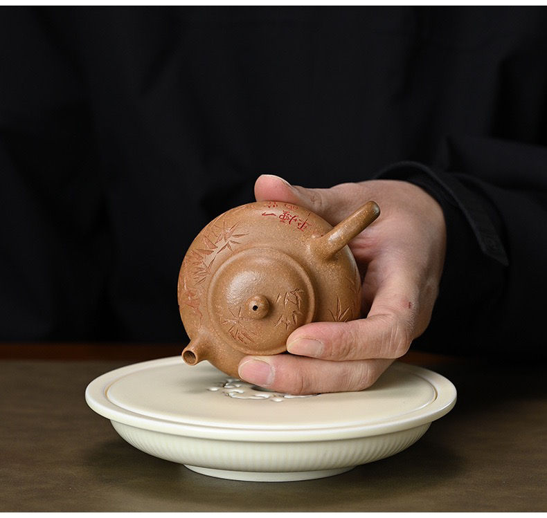 縮圖：Rong Tian Bamboo Leaf Teapot