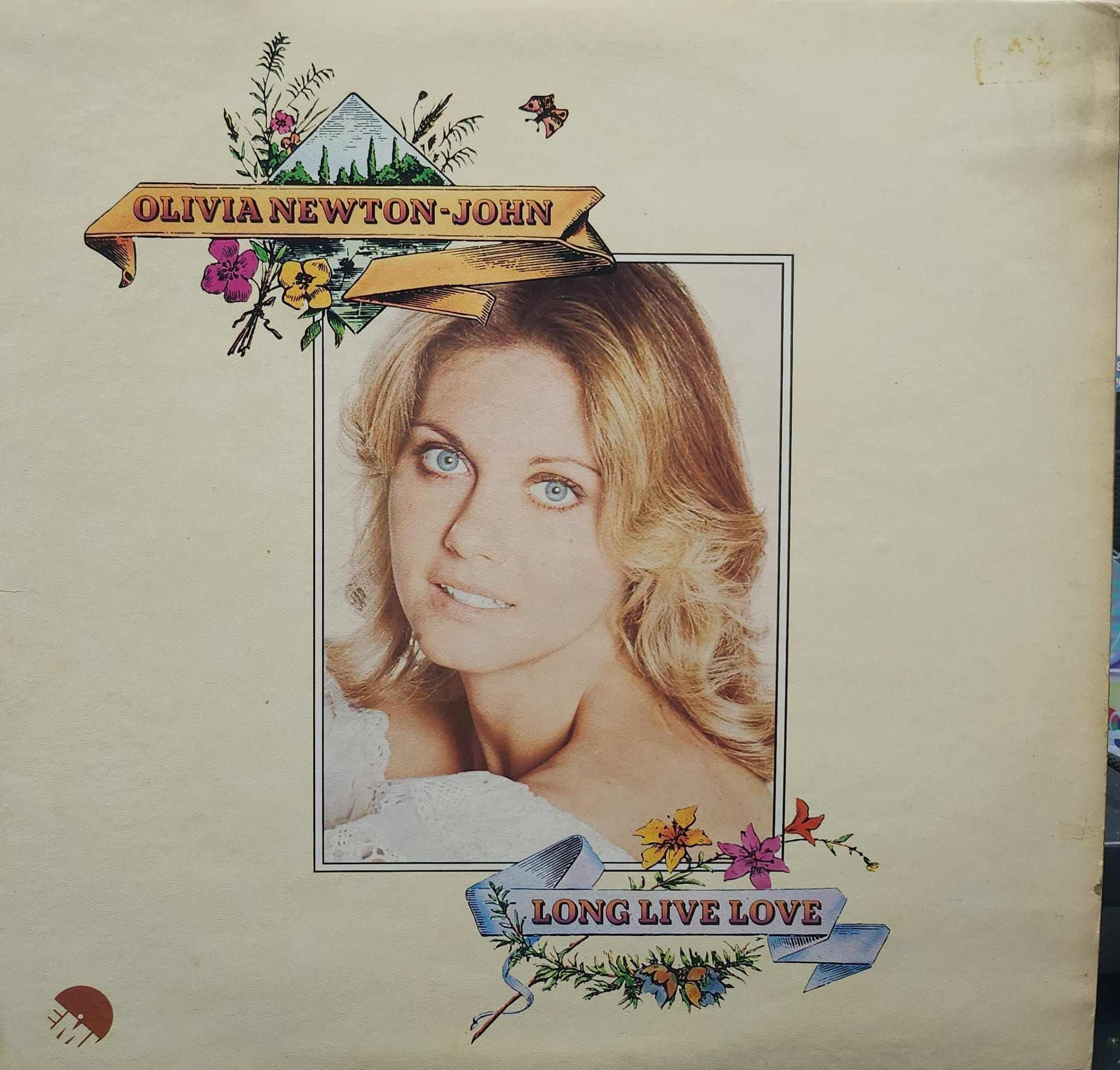 Olivia Newton-John – Long Live Love