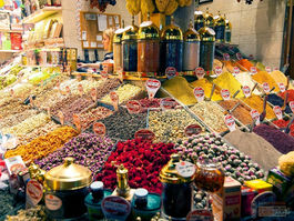 Bazaar-in-Alanya-Turkey_1616400672.jpg