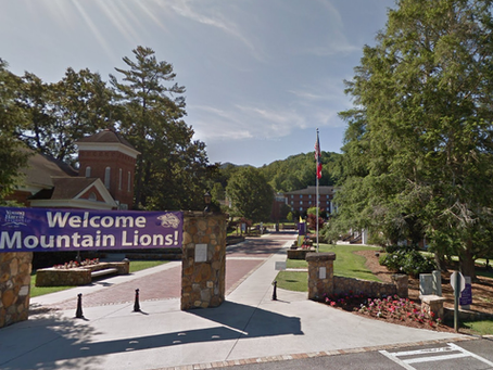 YHC Professor Wins Academic Excellence Award