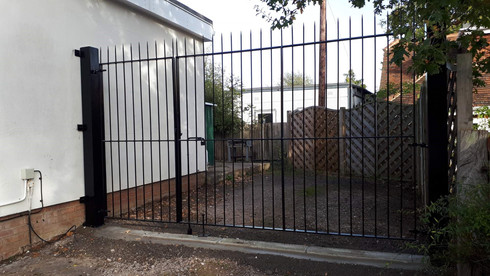 Personal Gate & Double Gate Railing