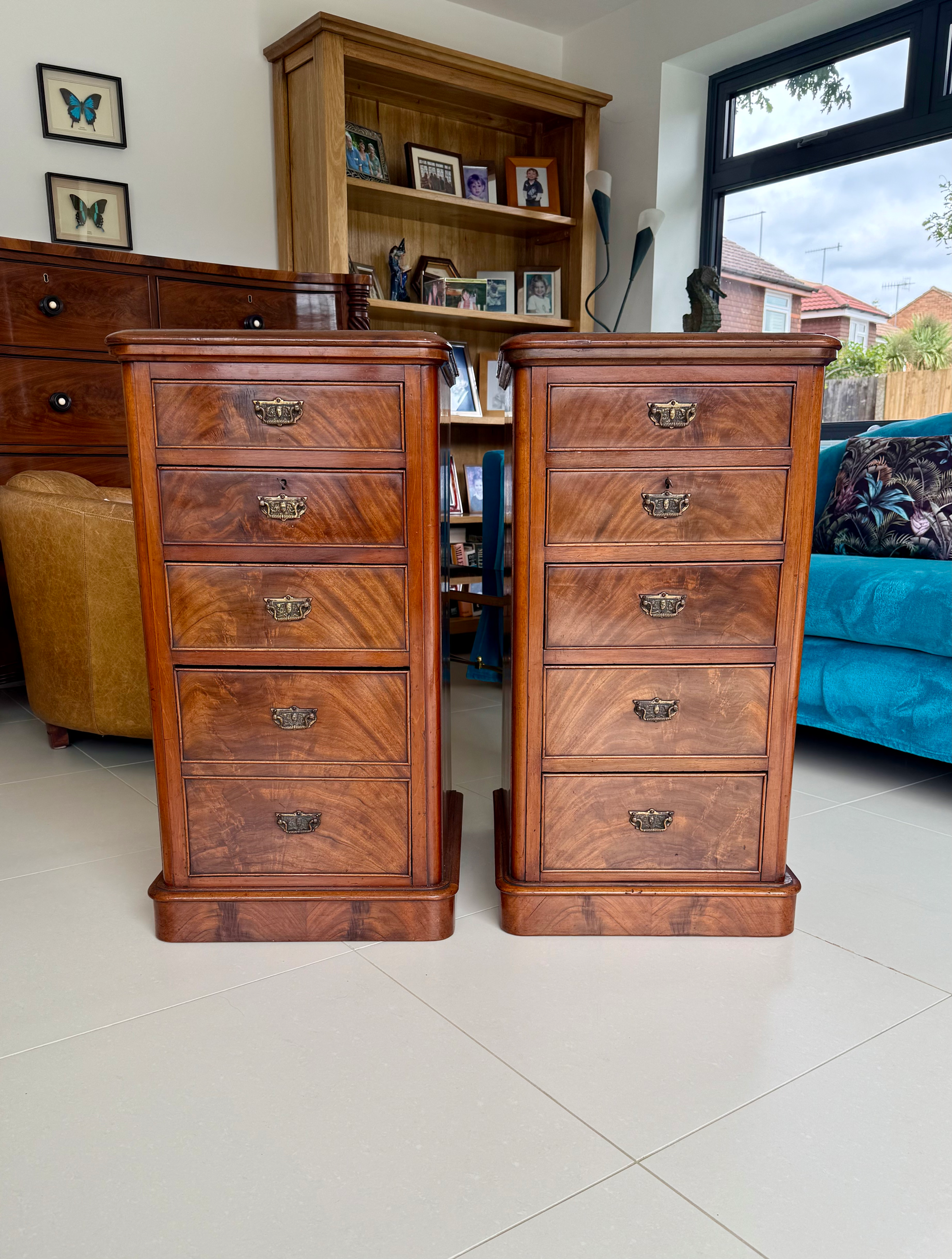 Fully Restored Victorian Pair of Mahogany Bedside Drawers