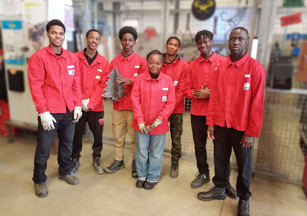 SEM 49 3 DEC 2025 (1).jpg