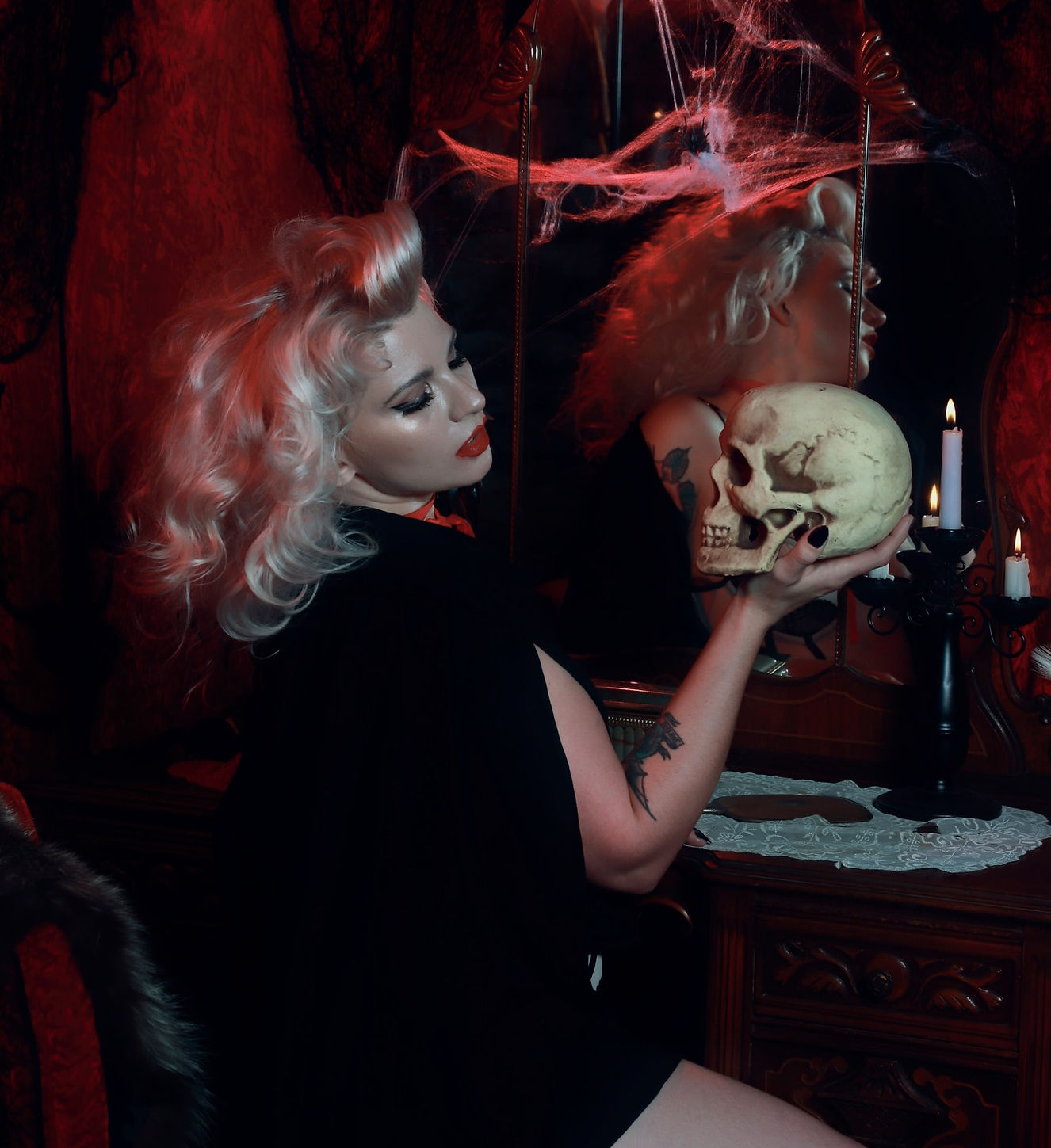 HARLOW boudoir naperville lisle female boudoir photographers moody unique fantasy photoshoots witchy vampy halloween inspired