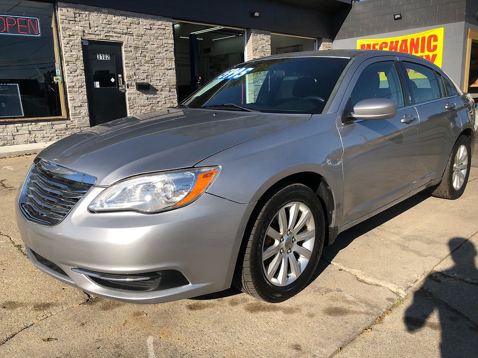 Thumbnail: 2013 Chrysler 200 Touring