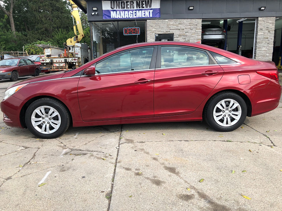 Thumbnail: 2012 Hyundai Sonata GLS