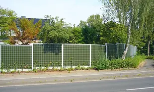 Noise barrier