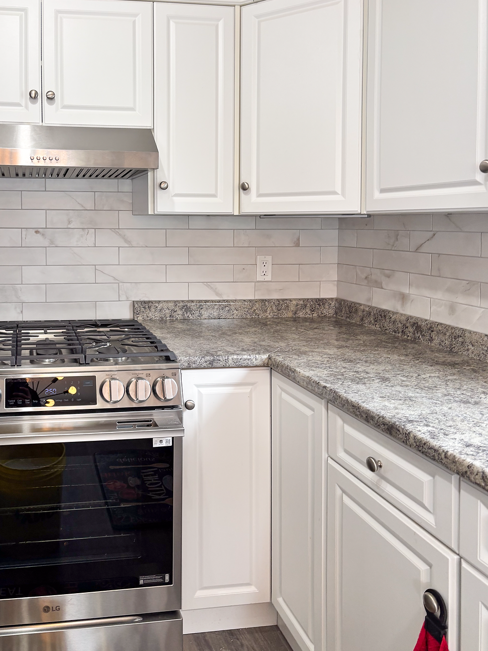 subway-tile-backsplash-brigths grove