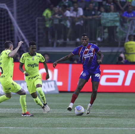 Bahia perde para Palmeiras por 2 a 0 e sai do G-4