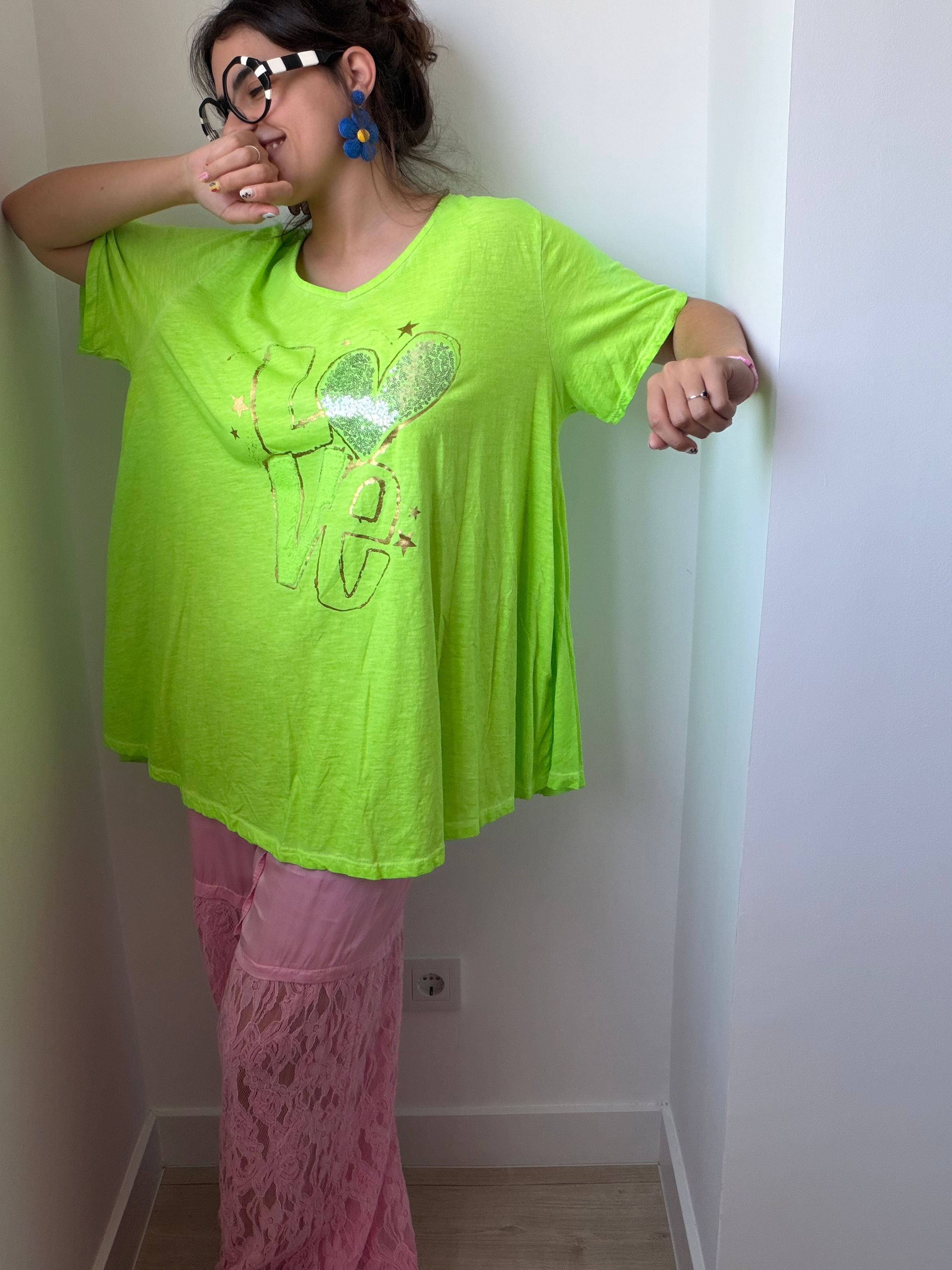 Camiseta loveo y lo quiero verde 