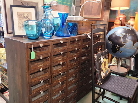 Edgewater Antiques