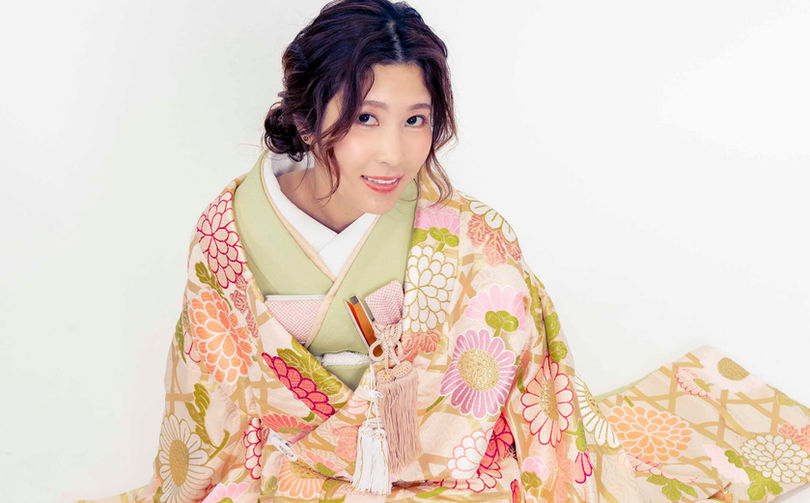 桜色の淡く優しい色の打掛