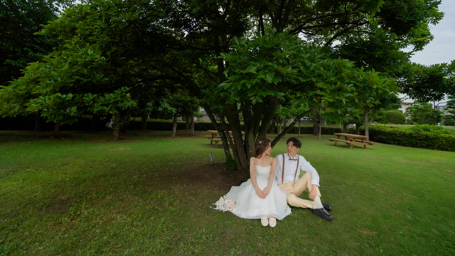 岡山県立図書館広場で前撮り