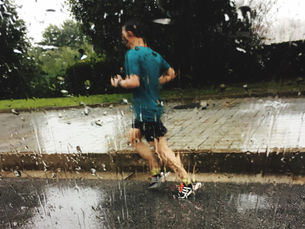 Condizioni meteo avverse: Come affrontarle il giorno della gara