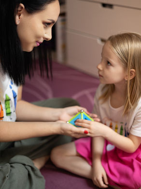 Cum recunoști anxietatea la copilul mic și ce poți face concret