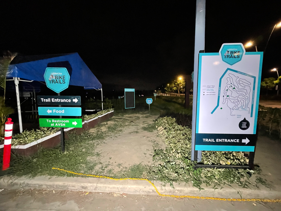 AYALA VERMOSA - bike trail signage